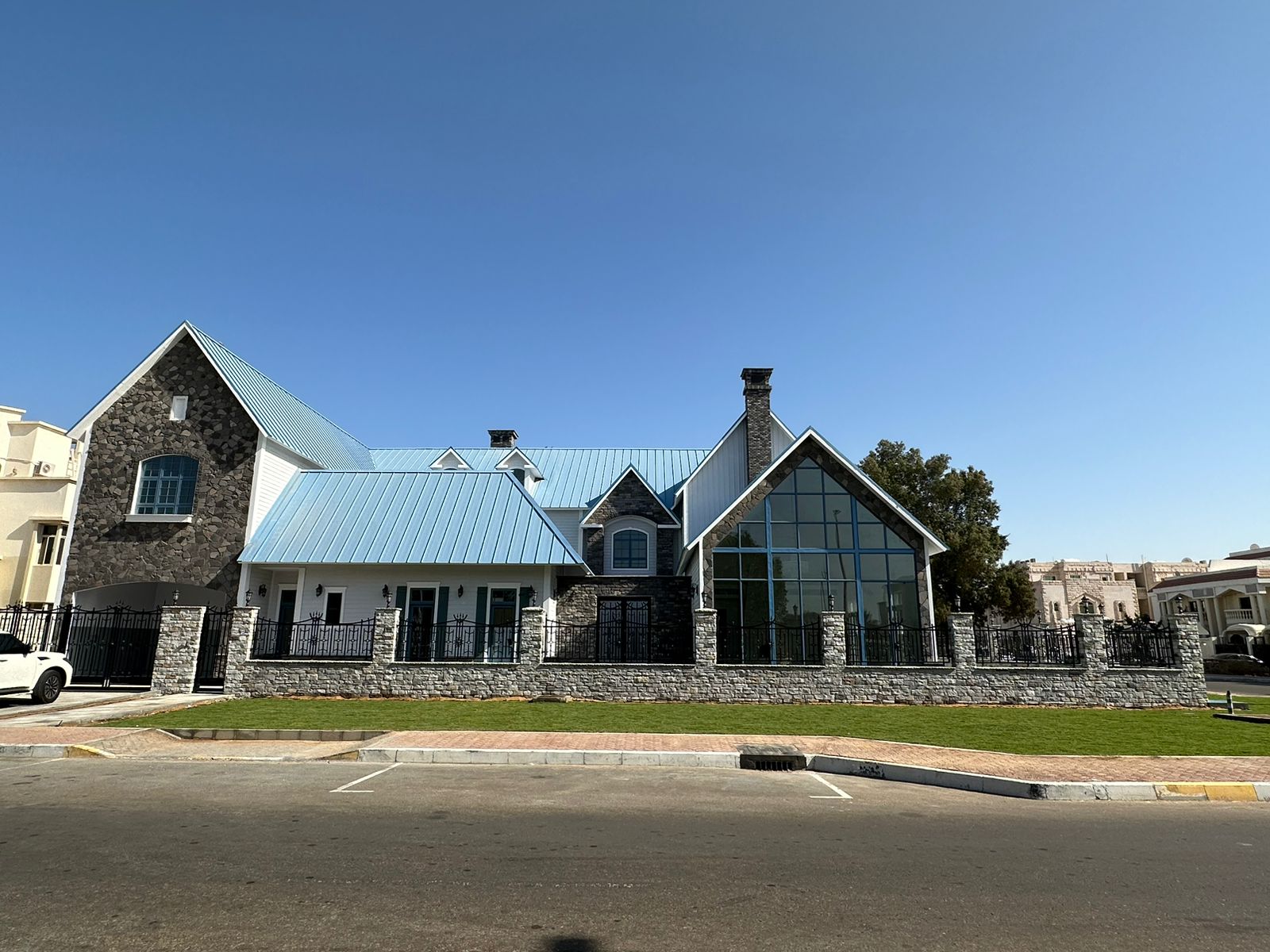 ALMUSHRIF gallery image 7