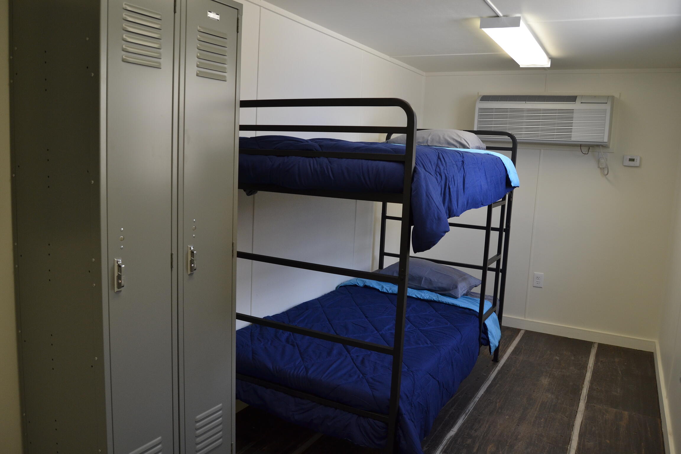 RELIEF CONEX HOUSING gallery image 6